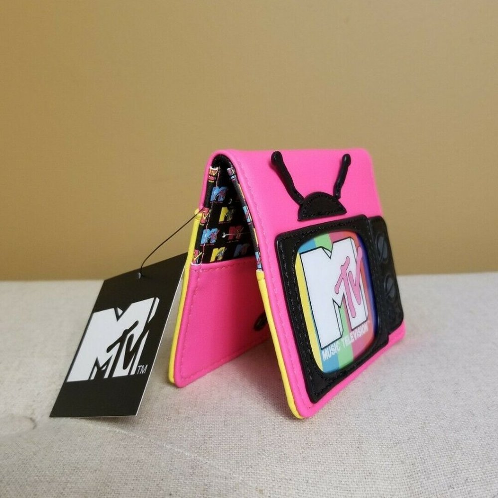 Loungefly MTV Bi Fold Flap Wallet NEW - Picture 4 of 12